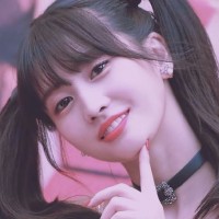 Momo (Twice)